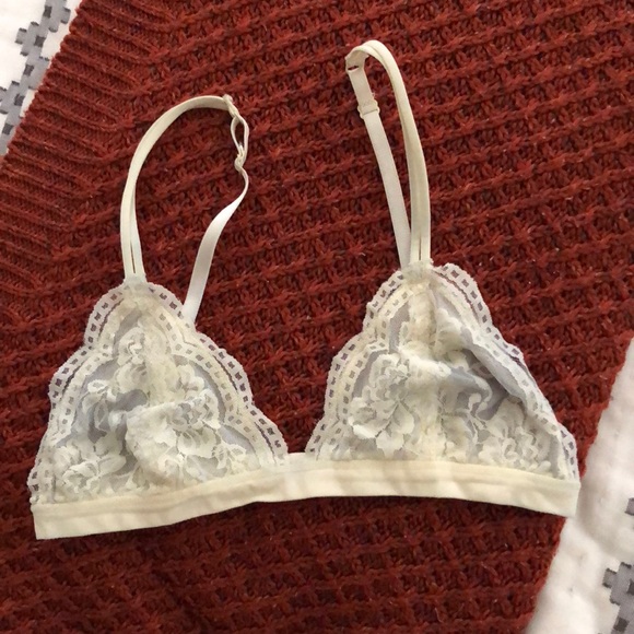 Light yellow bralette - Picture 1 of 3
